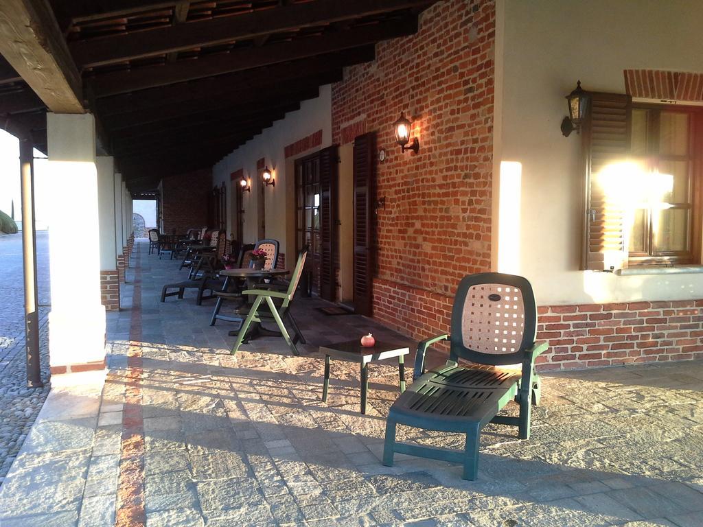 B&B Cascina Bellavista Tigliole Exterior photo